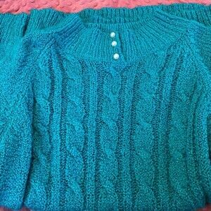 Vintage teal tunic sweater.  Super soft! Size Medium